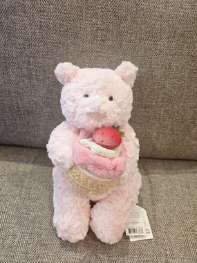 Jellycat Leola Bear with Strawberry Cake - Shanghai limited super rare